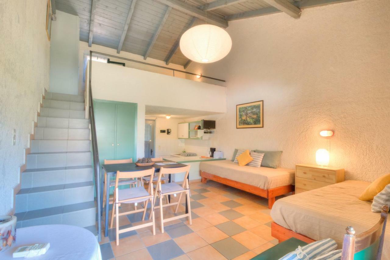 Lefkes Apartments 2 Ахарави Екстериор снимка